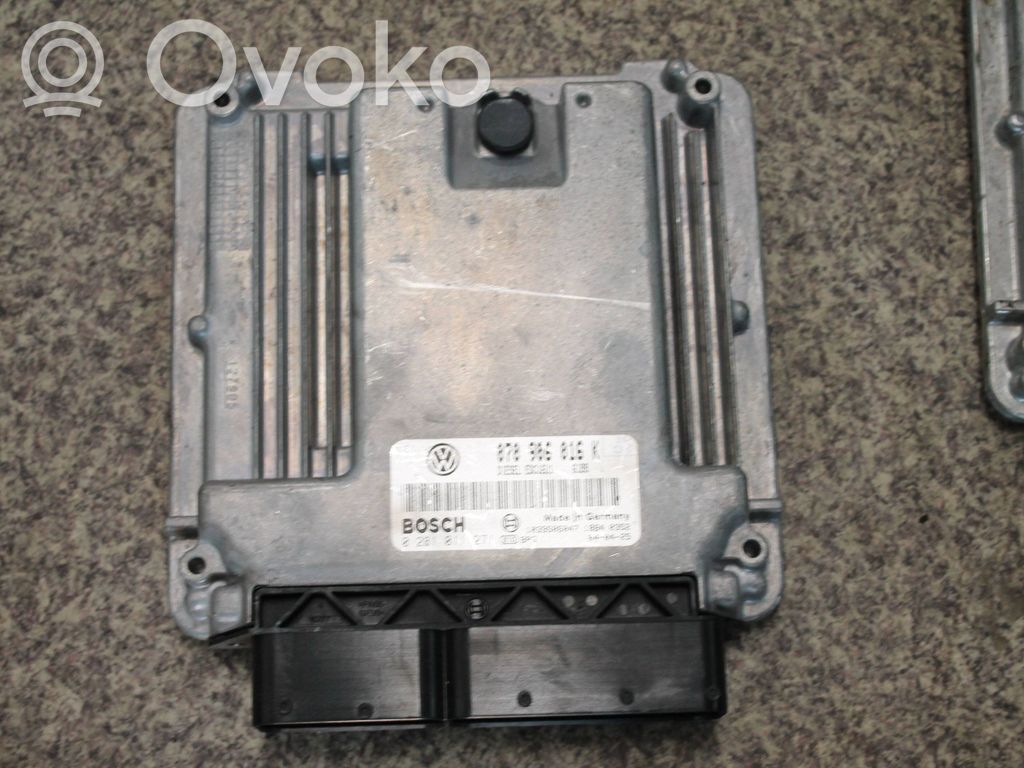 Volkswagen Transporter - Caravelle T5 Unitate/modul de control motor 