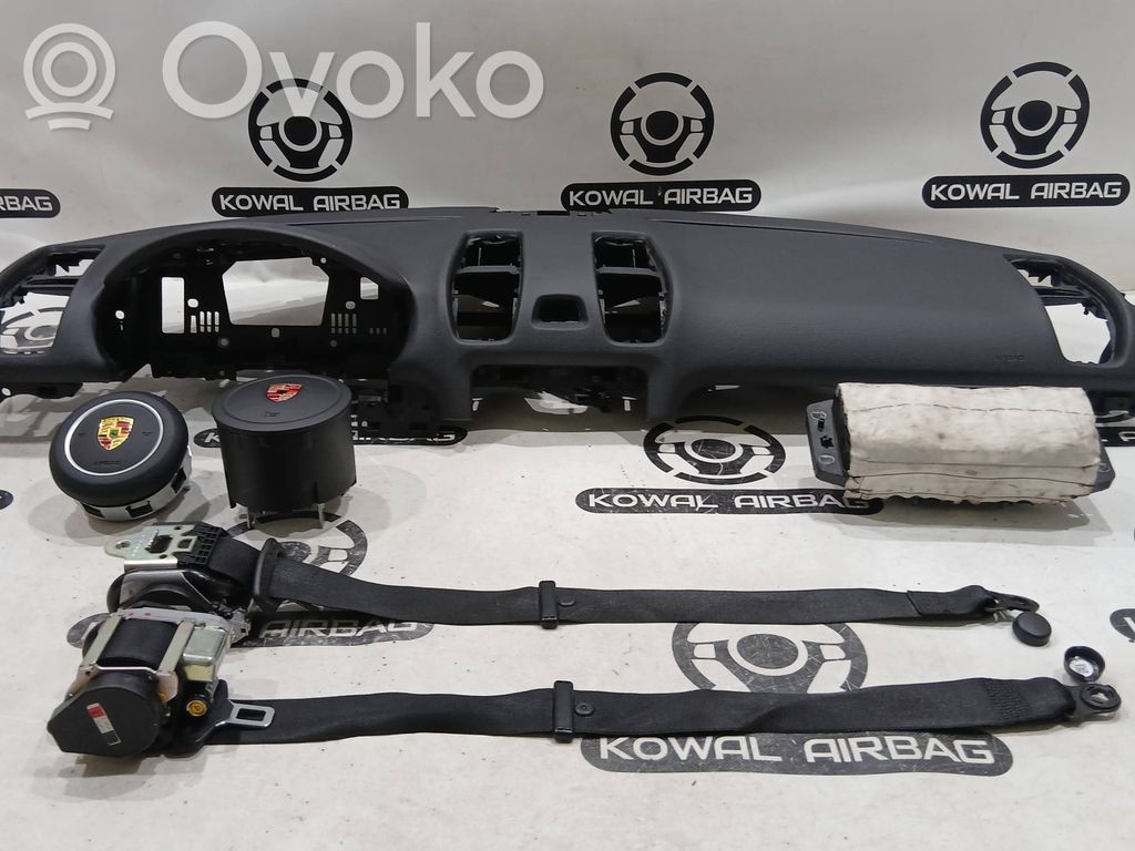 Porsche Cayman 981 Deska rozdzielcza 
