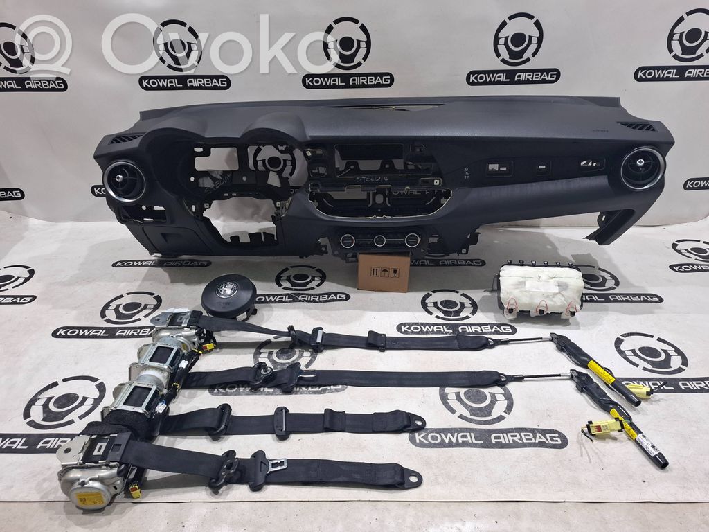 Alfa Romeo Stelvio Juego de airbag con panel 