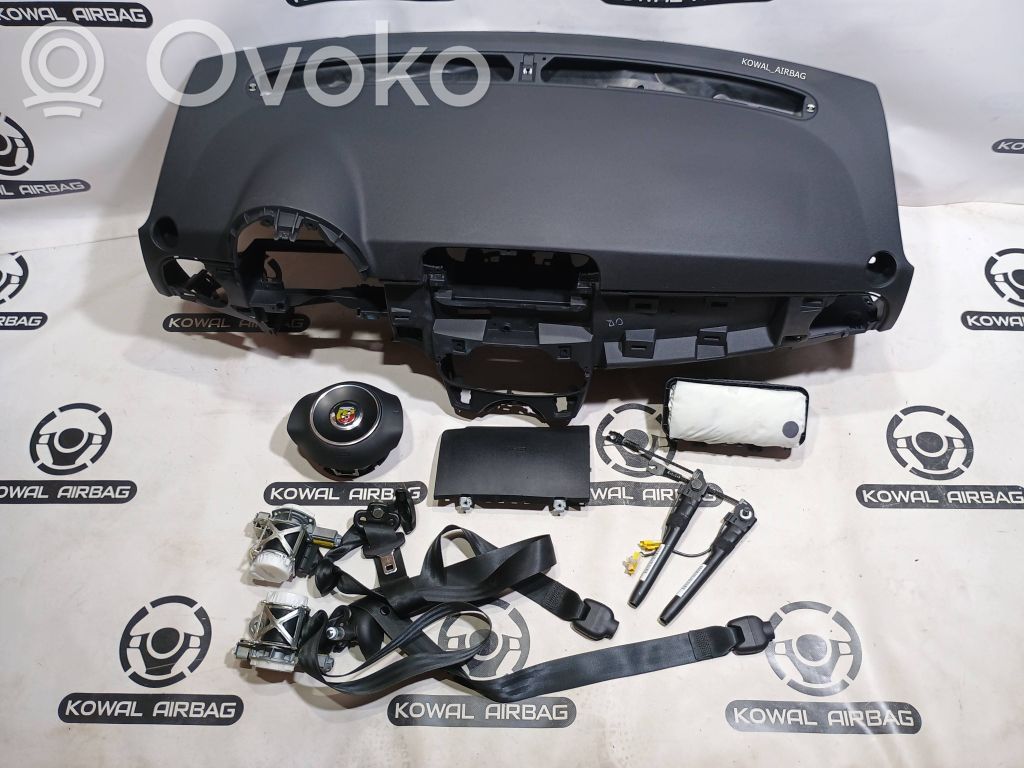 Fiat 500 Zestaw poduszek powietrznych z panelem 
