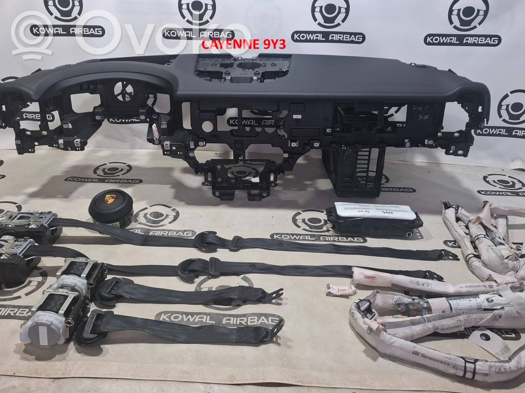 Porsche Cayenne (9Y0 9Y3) Set planșă bord cu airbag 