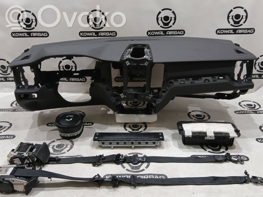Volvo XC60 Oro pagalvių komplektas su panele 
