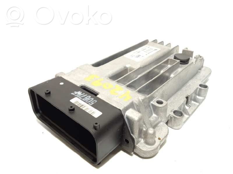 Hyundai ix35 Engine control unit/module 