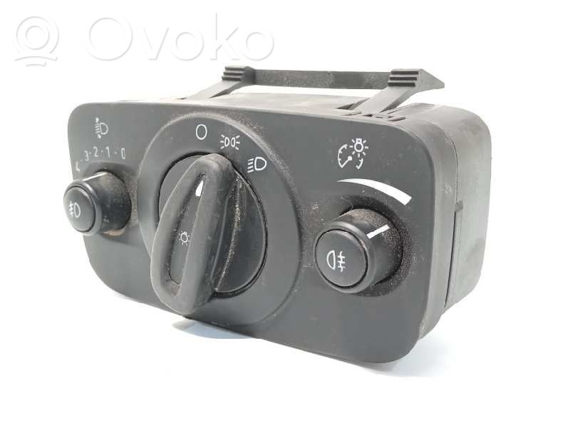Interruptor de control del panel de luces   AV6T13A024AC,10099411,1787263