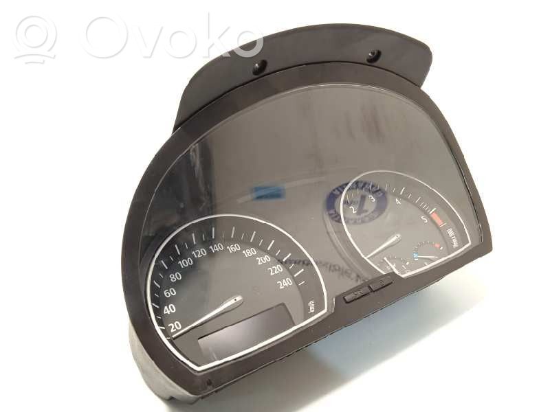 BMW X3 E83 Speedometer (instrument cluster) 
