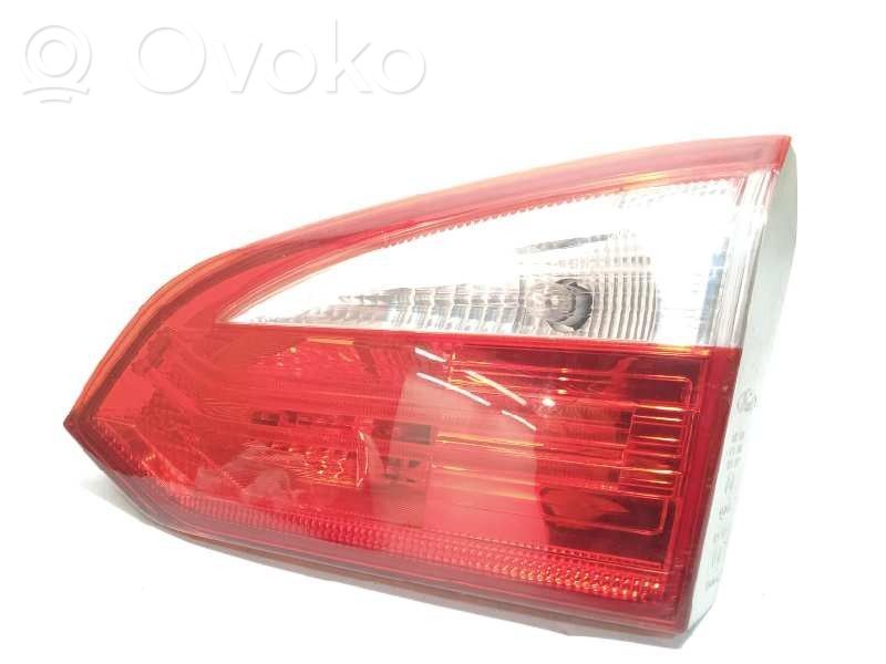 Ford Focus Tailgate rear/tail lights 