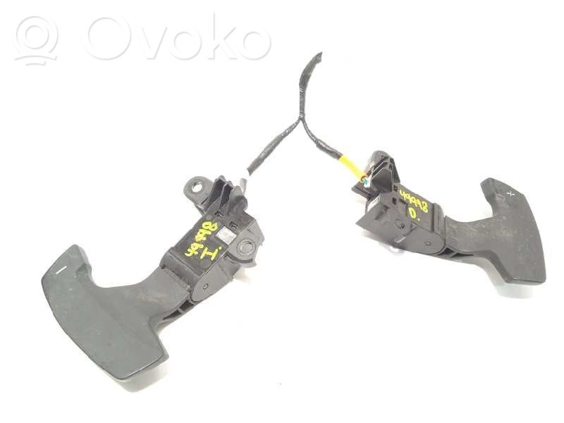Subaru Outback (BS) Boutons / interrupteurs volant
