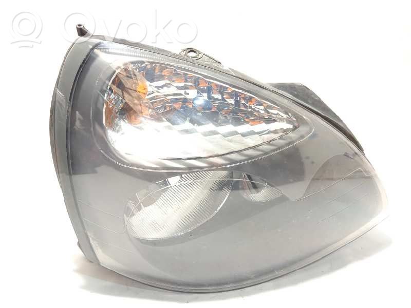 Renault Clio III Phare frontale 