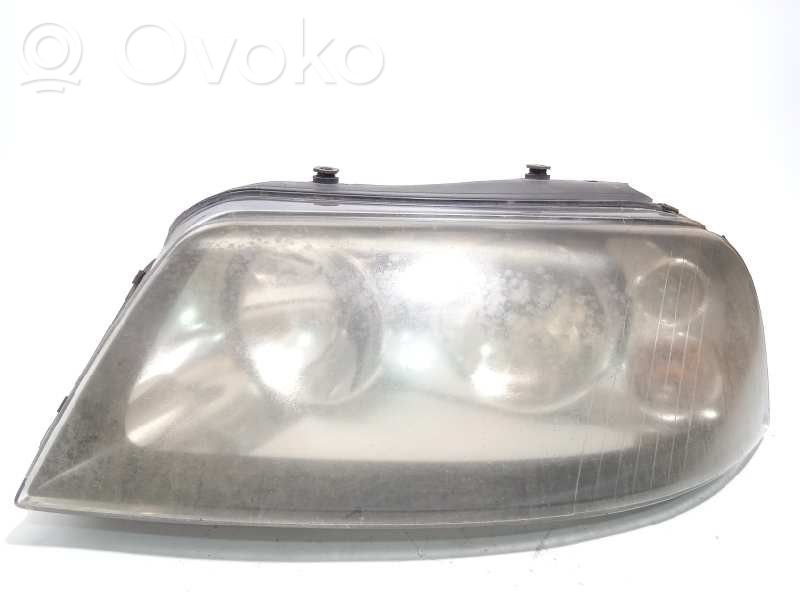 Seat Alhambra (Mk1) Lampa przednia 