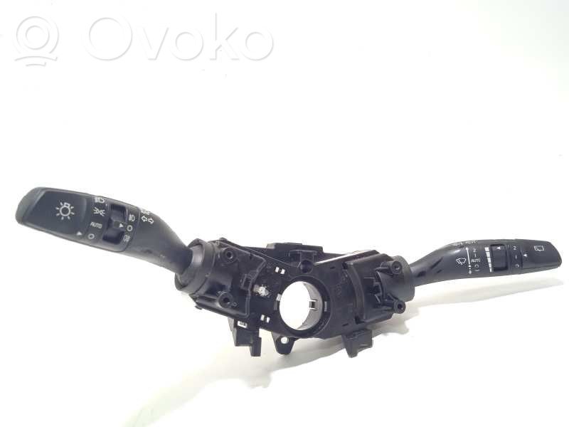 Commodo de clignotant   93404Q4960