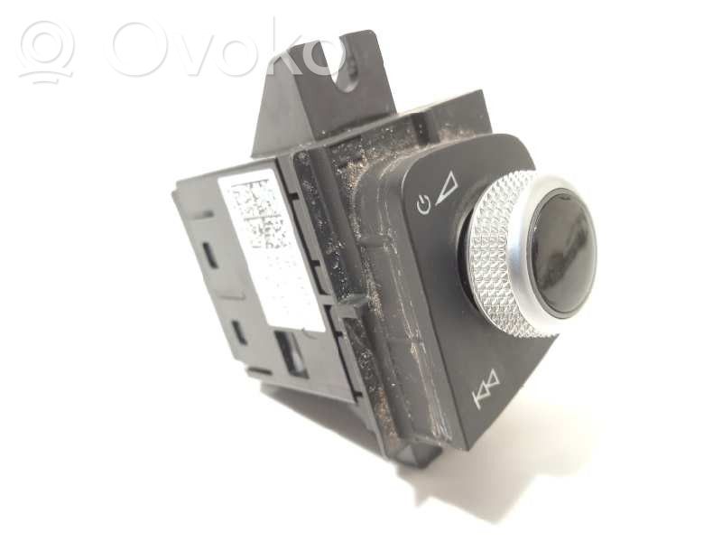 Autres unités de commande / modules   8W1919616