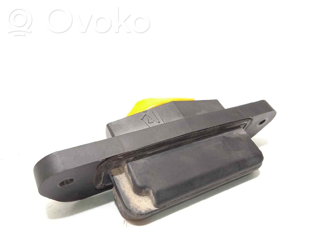 Mitsubishi Eclipse Manecilla externa puerta trasera 