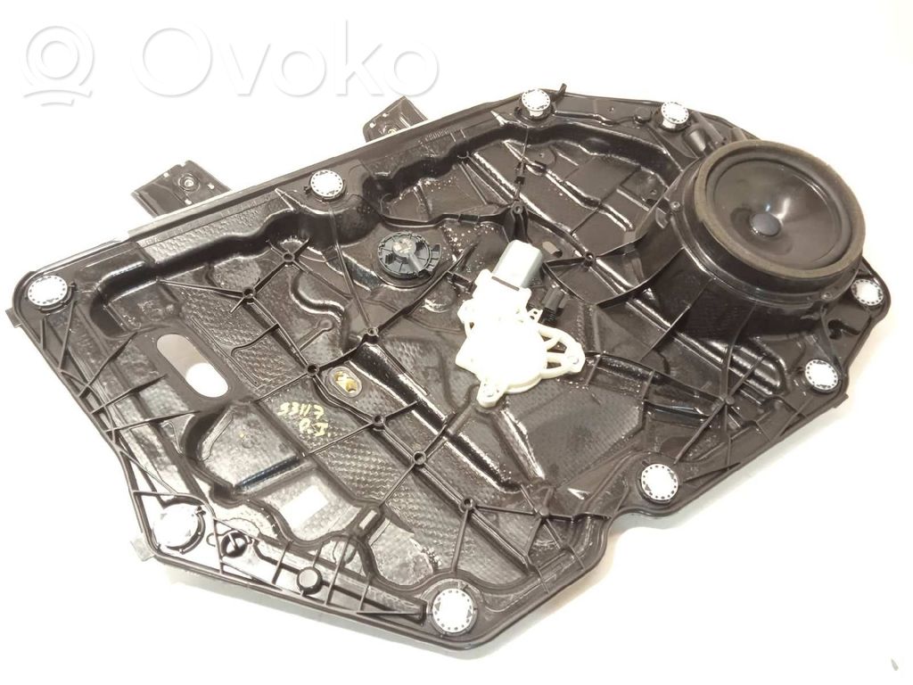 Ford Focus Front door manual window regulator 