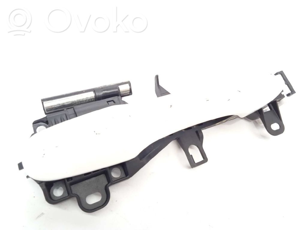 Toyota Yaris Manecilla externa puerta delantera 