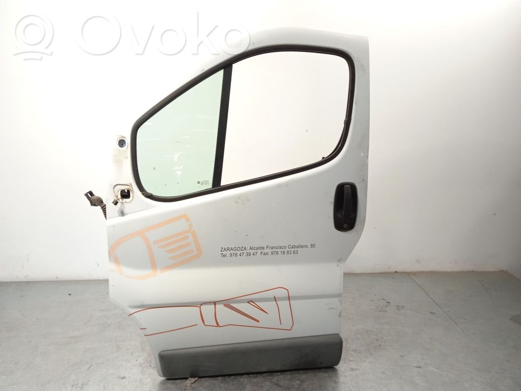 Nissan Primastar Puerta delantera 