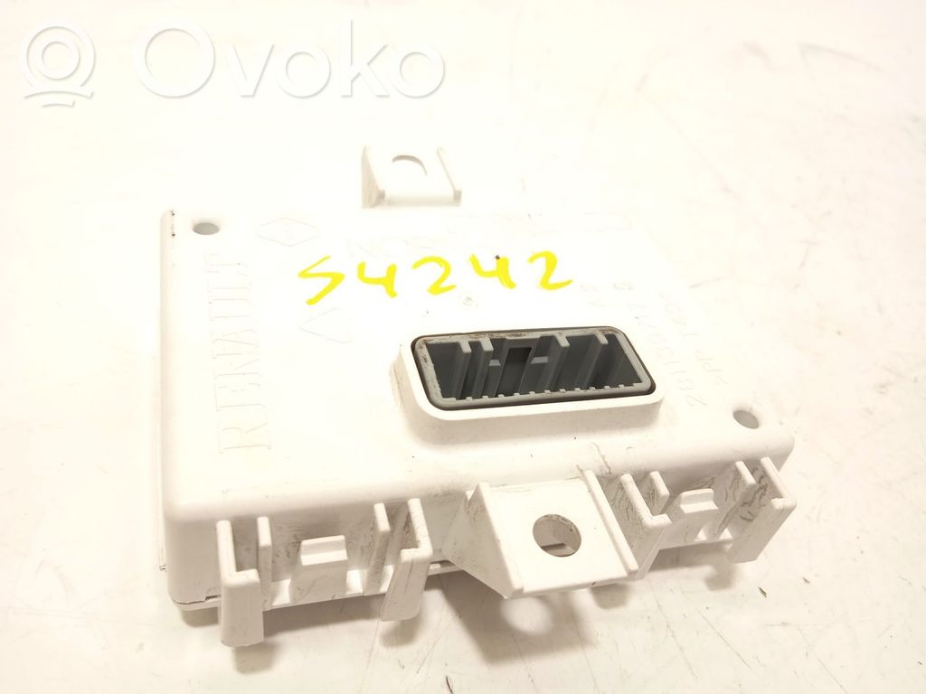 Sonstige Steuergeräte / Module   283467680R