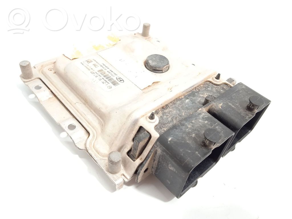 Hyundai i30 Engine control unit/module 