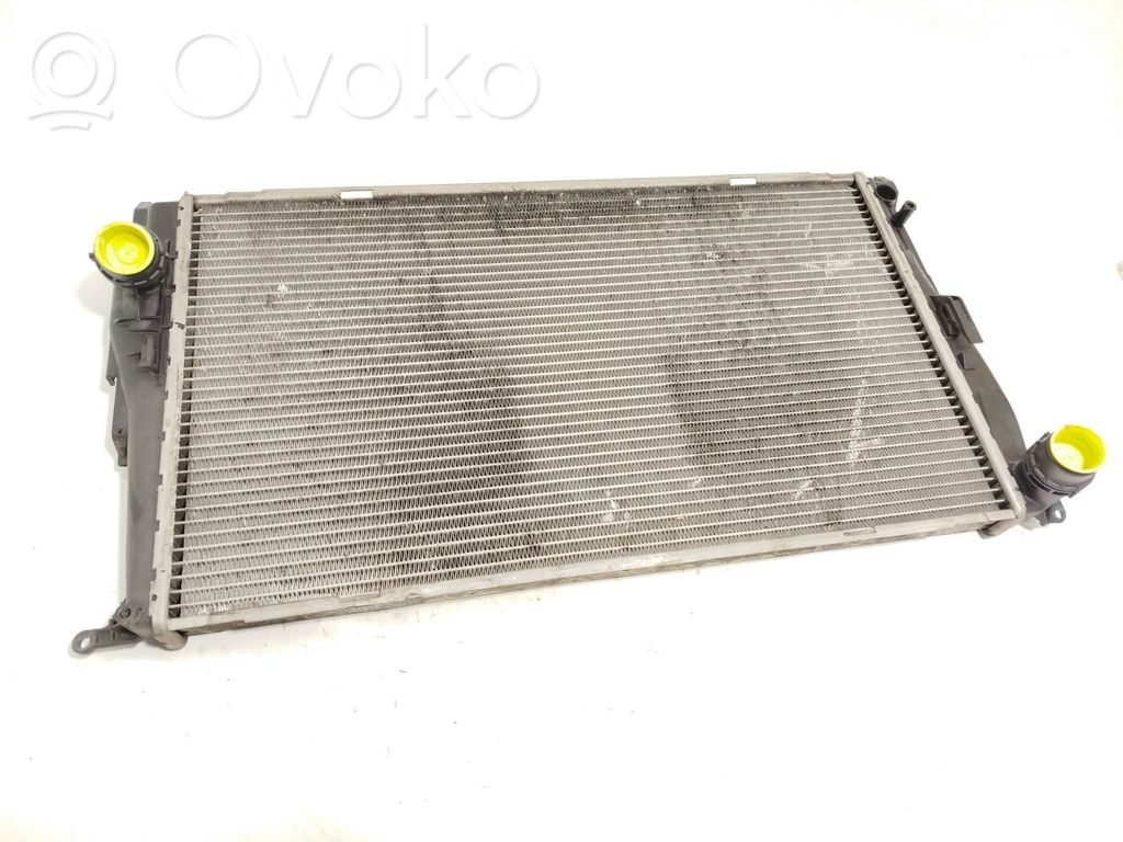 BMW 3 E90 E91 Dzesēšanas šķidruma radiators 