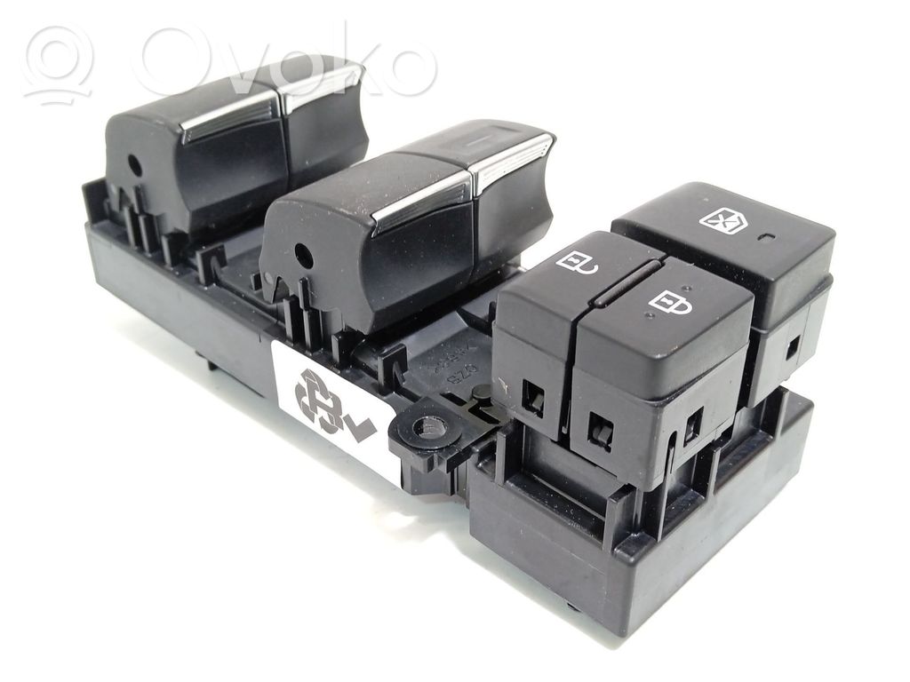 Toyota Corolla E160 E170 Electric window control switch 
