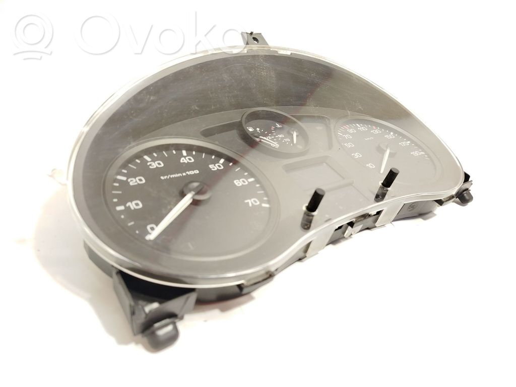 Citroen Berlingo Speedometer (instrument cluster) 