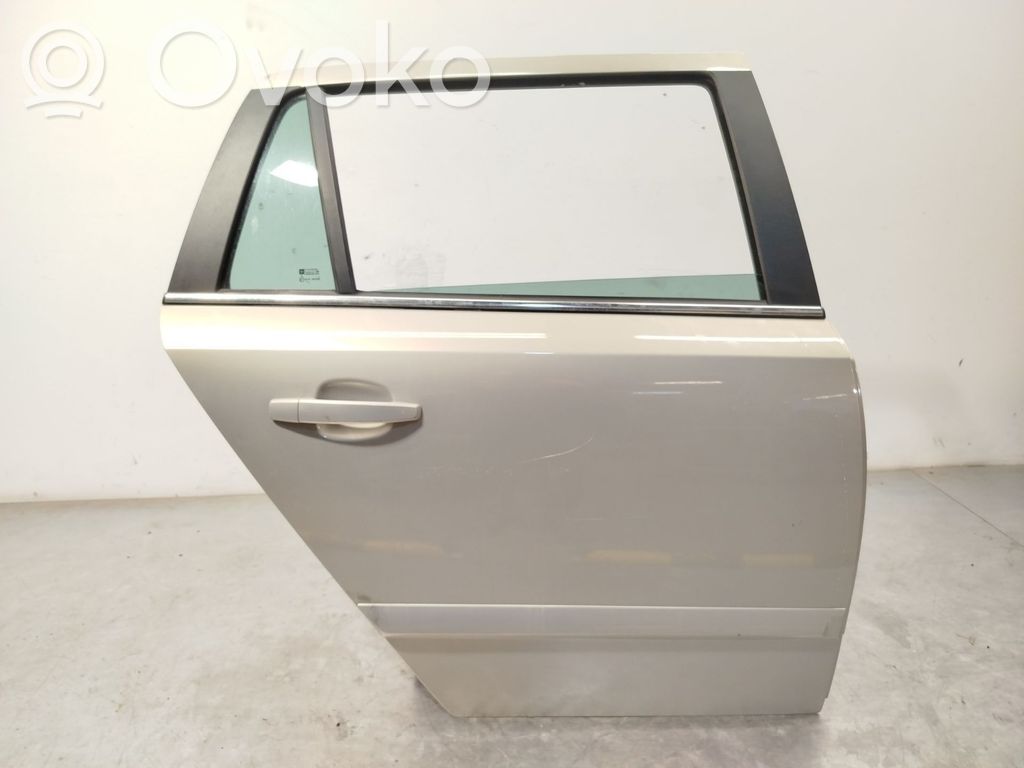 Ușă spate   13168046