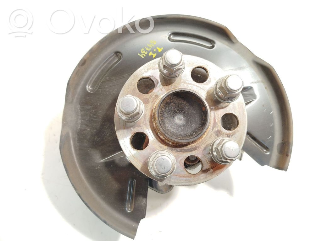 Toyota Corolla E160 E170 Aizmugurē riteņa rumbas vārpstas šarnīrs (stupica, capfa) 