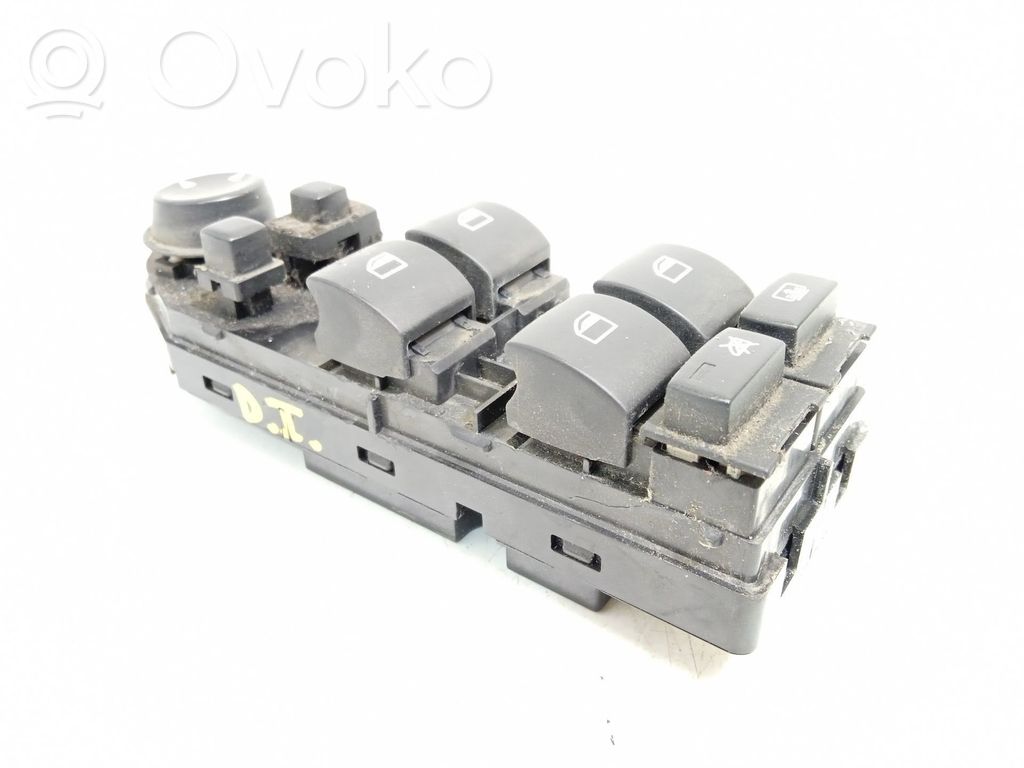BMW 5 E60 E61 Electric window control switch 