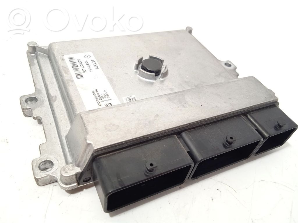 Renault Clio IV Engine control unit/module 