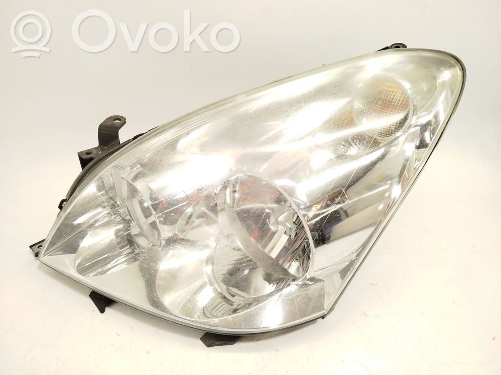 Toyota Corolla Verso E121 Scheinwerfer 