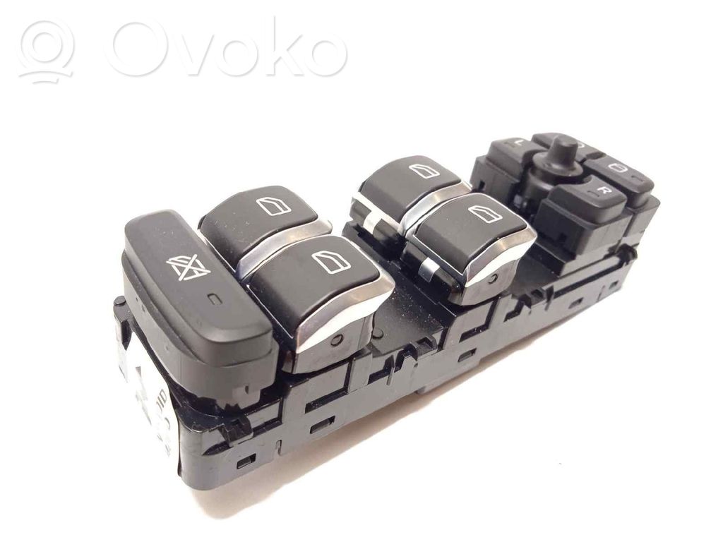 Lynk & co 01 Electric window control switch 