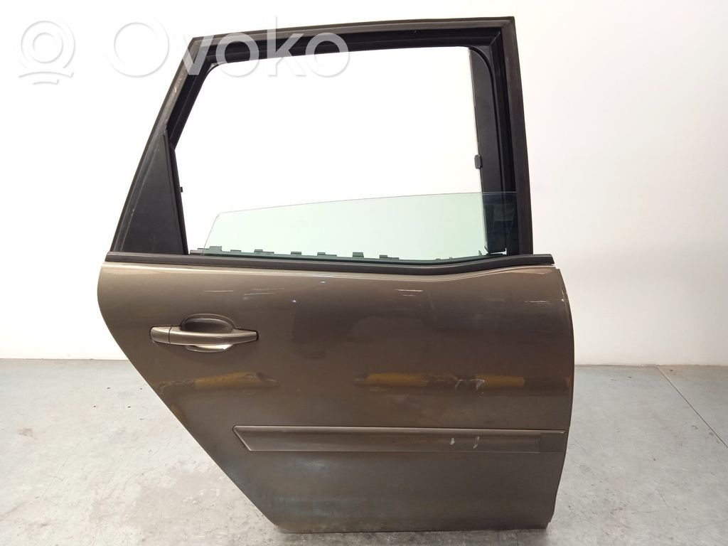 Puerta trasera   9008P7
