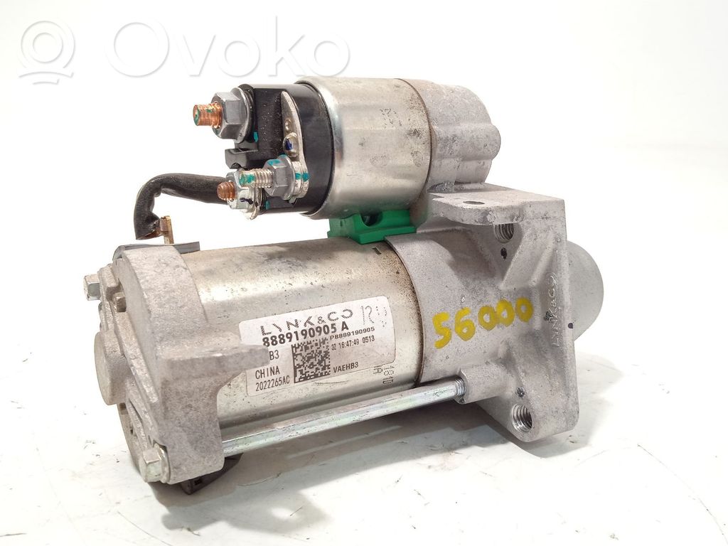 Lynk & co 01 Starteris 
