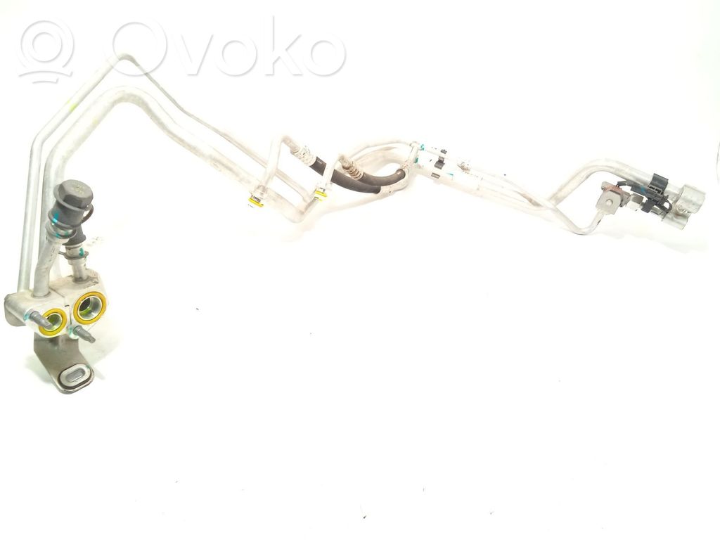 Lynk & co 01 Ilmastointilaitteen putki (A/C) 