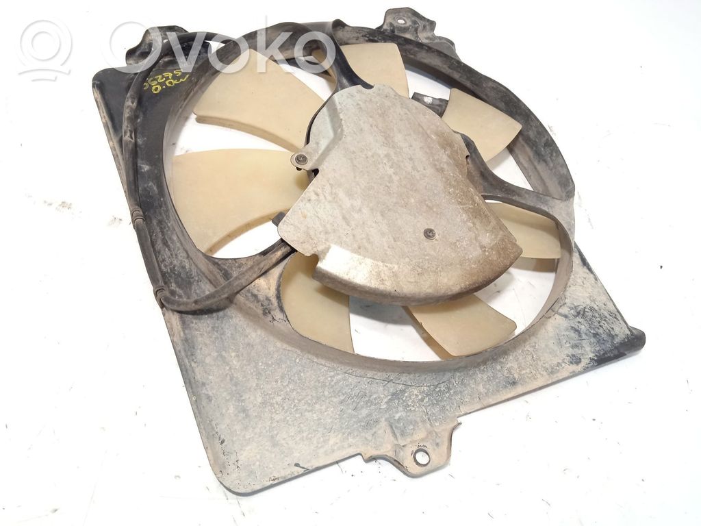 Toyota RAV 4 (XA10) Elektryczny wentylator chłodnicy 