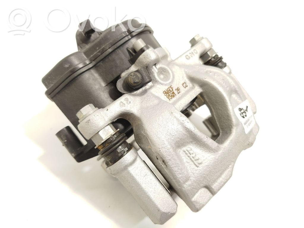 Audi A4 S4 B9 8W Support d'étrier arrière