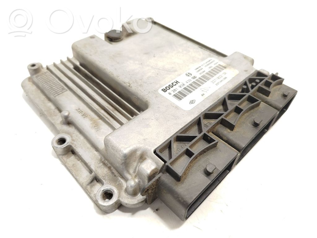 Unidad de control/módulo del motor   237102213R,237104128R,0281030439