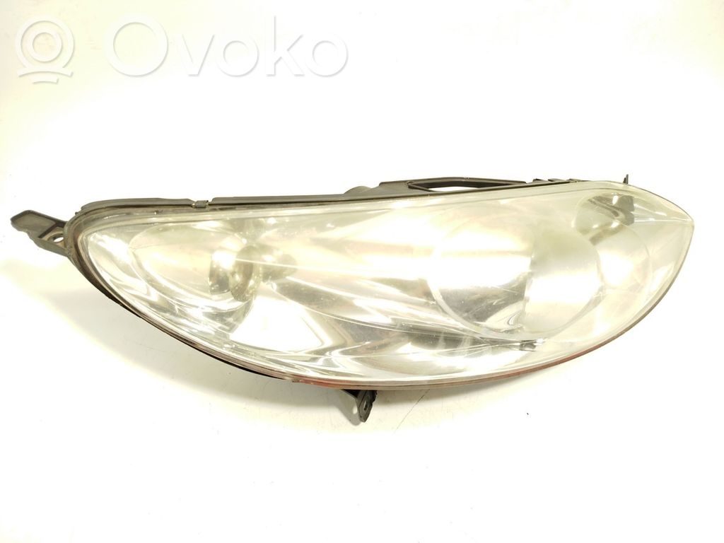 Peugeot 407 Lampa przednia 