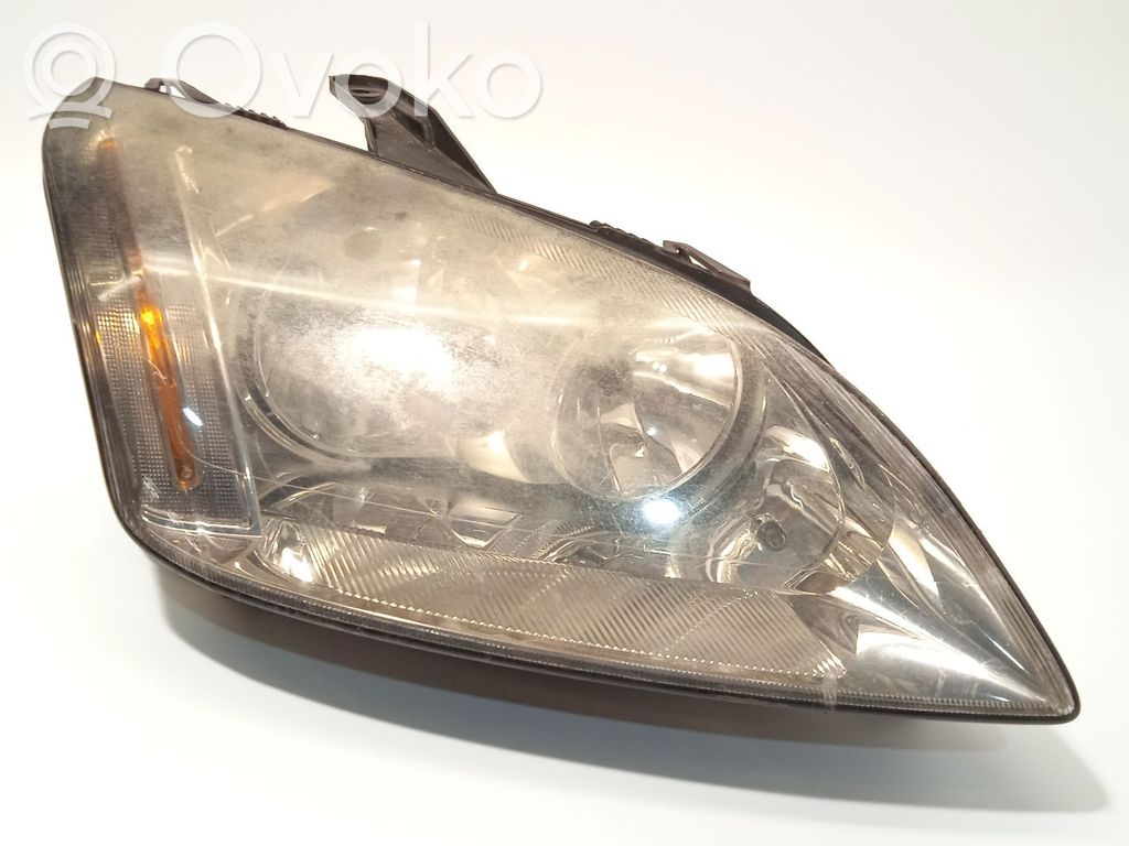 Ford Focus Headlight/headlamp 