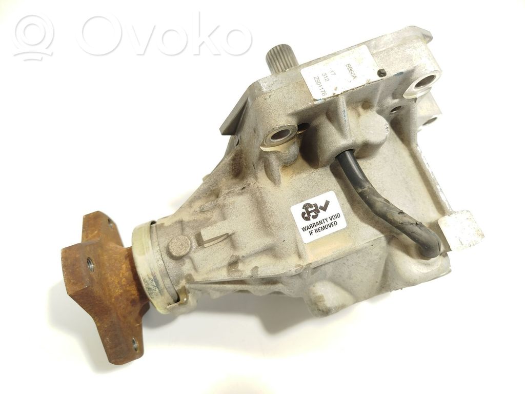 Nissan Qashqai Pavarų dėžės reduktorius (razdatkė) 
