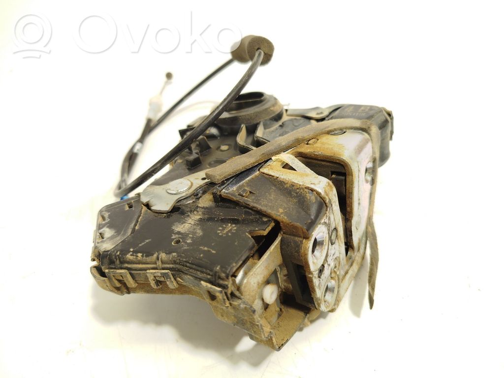 Toyota Land Cruiser (J200) Serratura portiera anteriore
