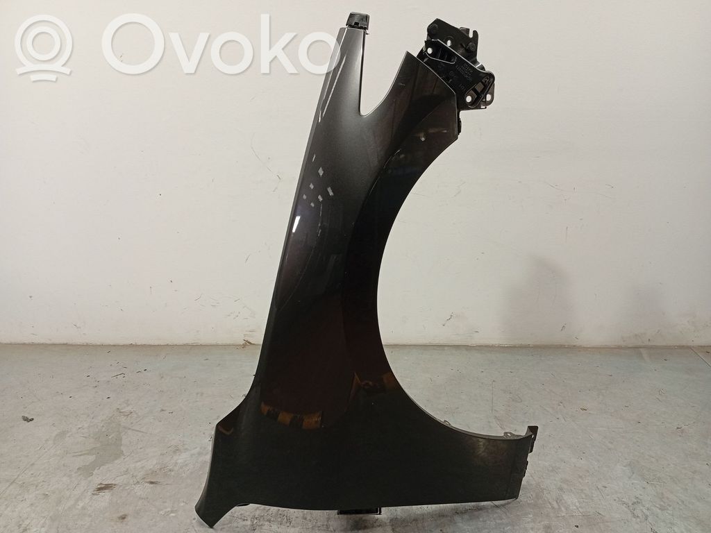 Mazda 3 Крыло 