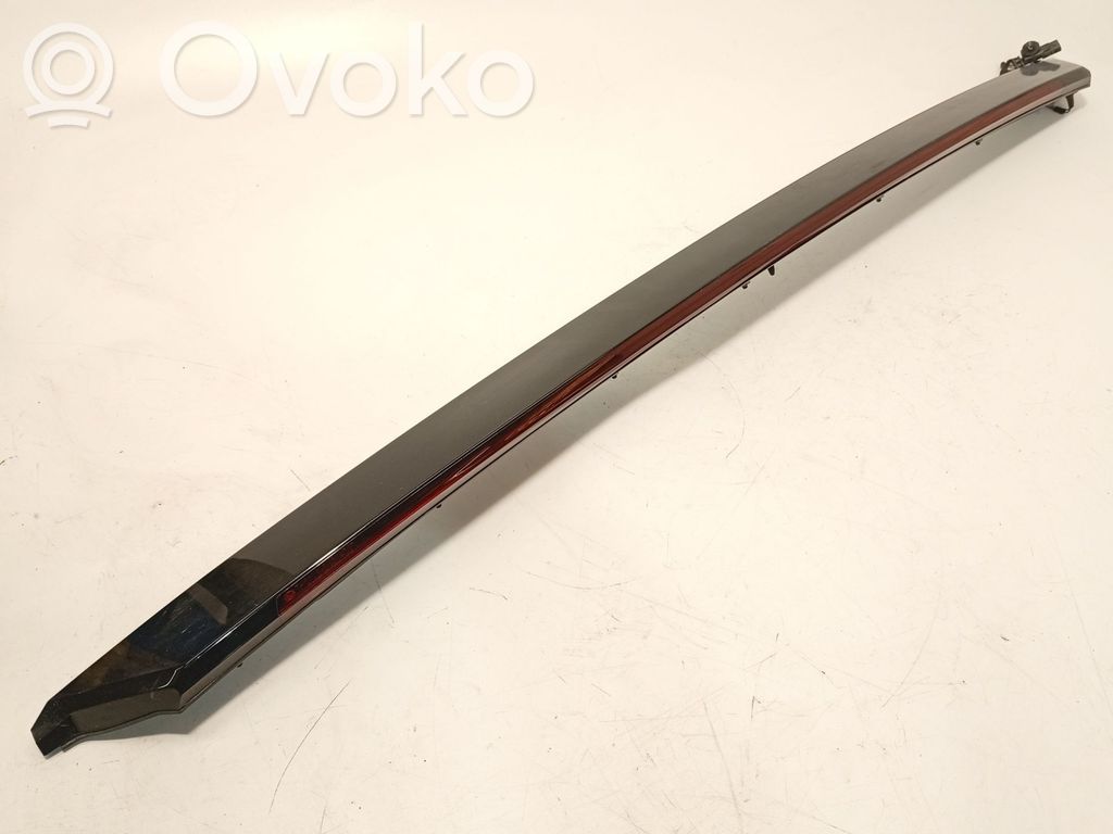 Kolmas/lisäjarruvalo   4S0945097