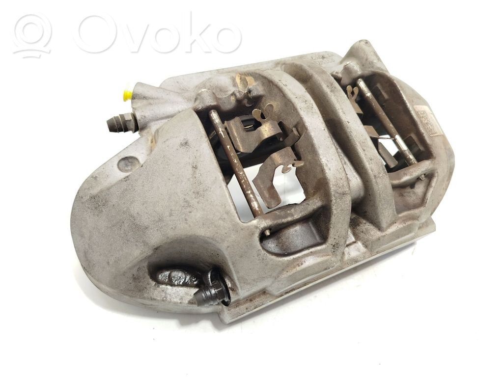 Zacisk hamulcowy przedni   80A615105CF,80A615107