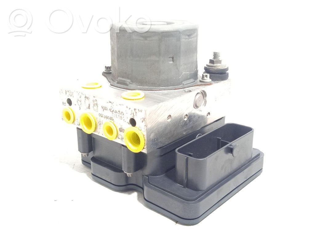 Opel Corsa E ABS bloks 