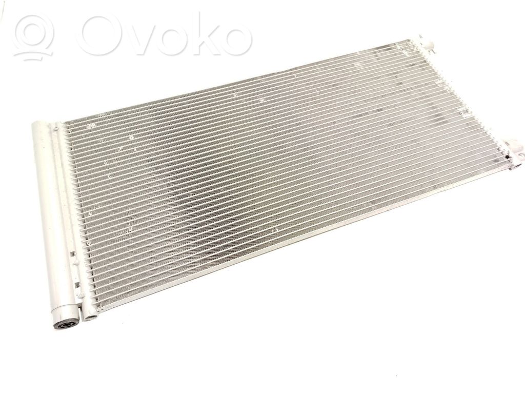 Opel Vivaro Radiator răcire A/C (condensor) 