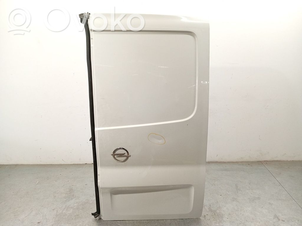 Opel Vivaro Aizmugurējās durvis 