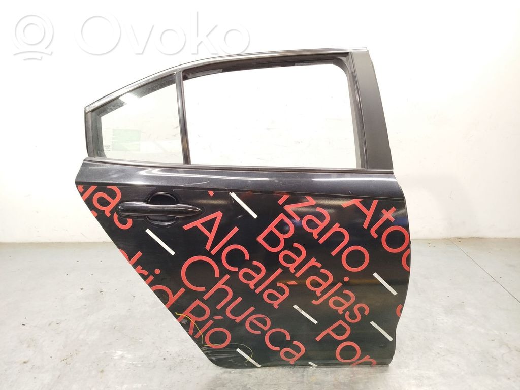 Toyota Corolla E160 E170 Galinės durys 