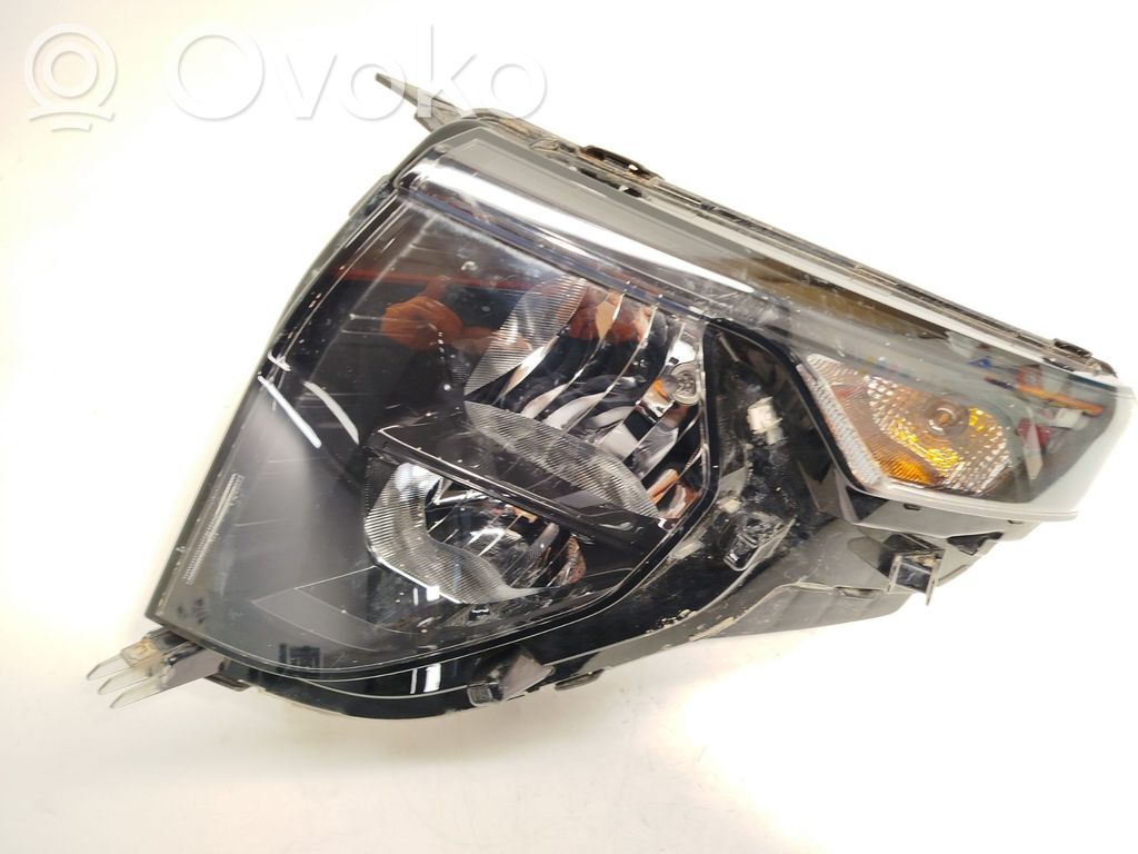 Ford Tourneo Headlight/headlamp 