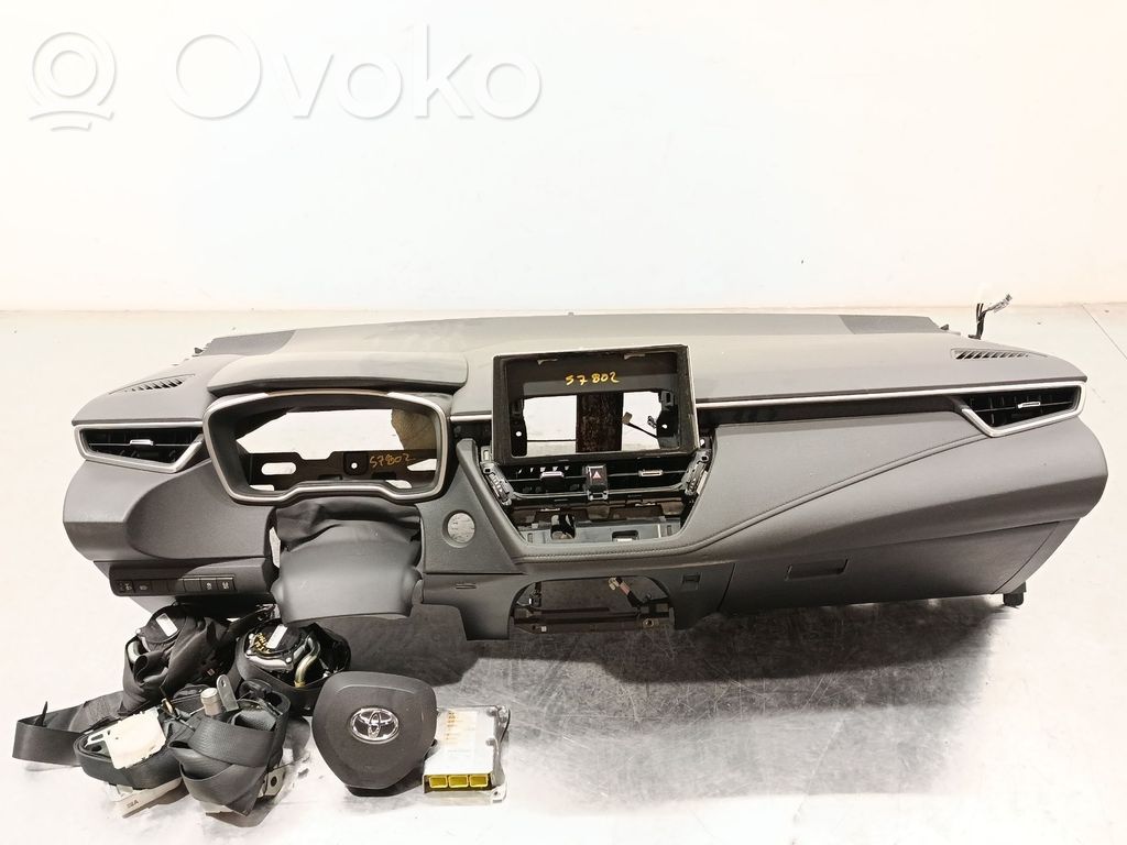 Toyota Corolla E160 E170 Oro pagalvių komplektas 