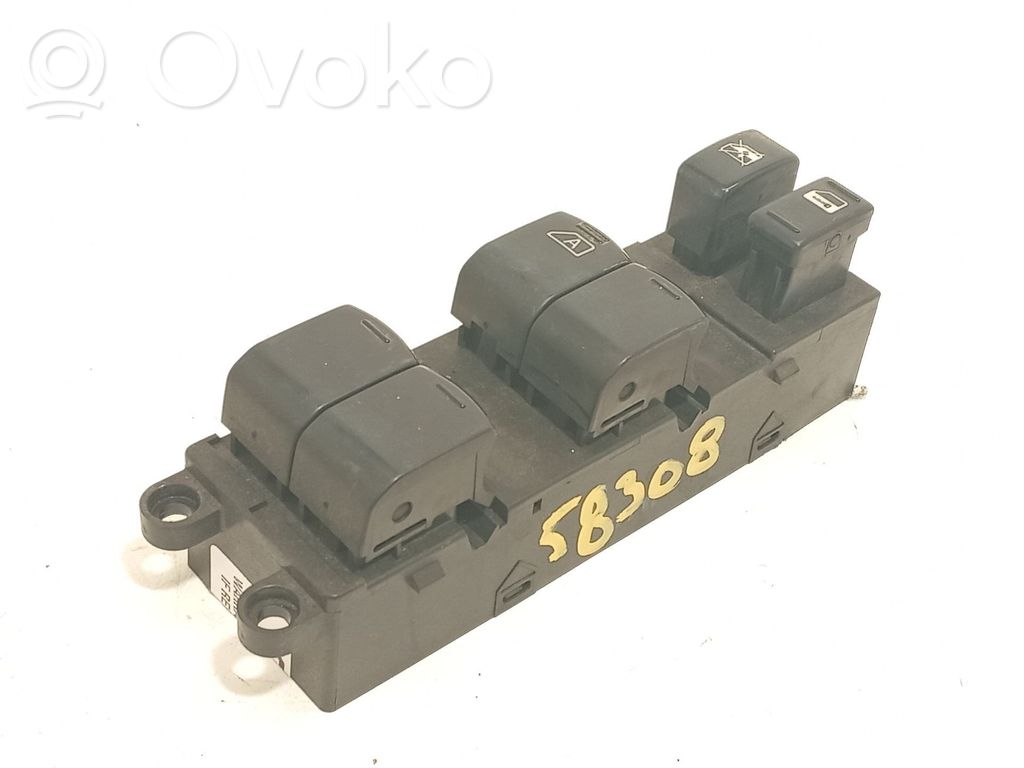 Subaru Impreza II Electric window control switch 